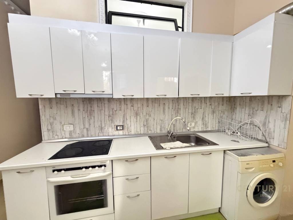 JEPET ME QIRA APARTAMENT 2+1 NË ASTIR