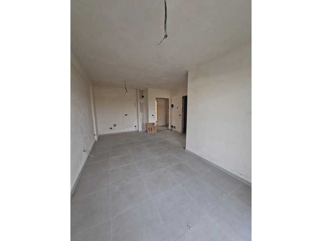 Apartament - Për Shitje - Mali i Robit, Durrës