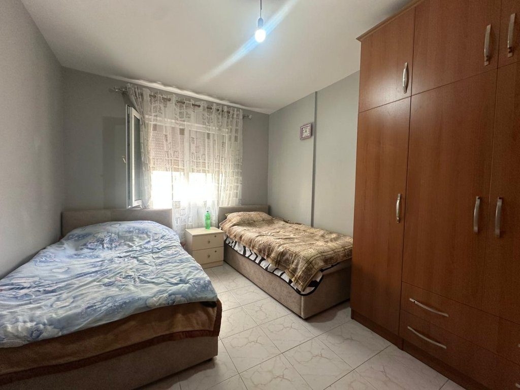 BLLOKU GINTASH, SHESIM APARTAMENT 2+1+2