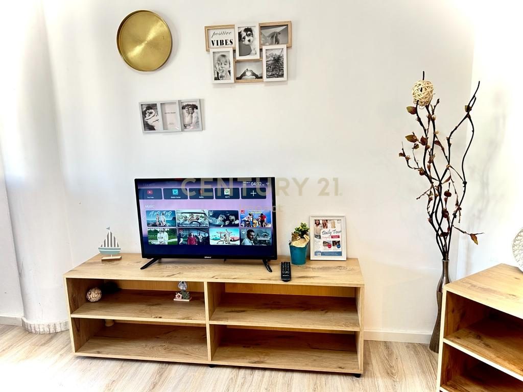 Hotel në Shitje në Myslym Shyri, Tiranë - 527.5m nga SHESHI SKENDERBEJ !