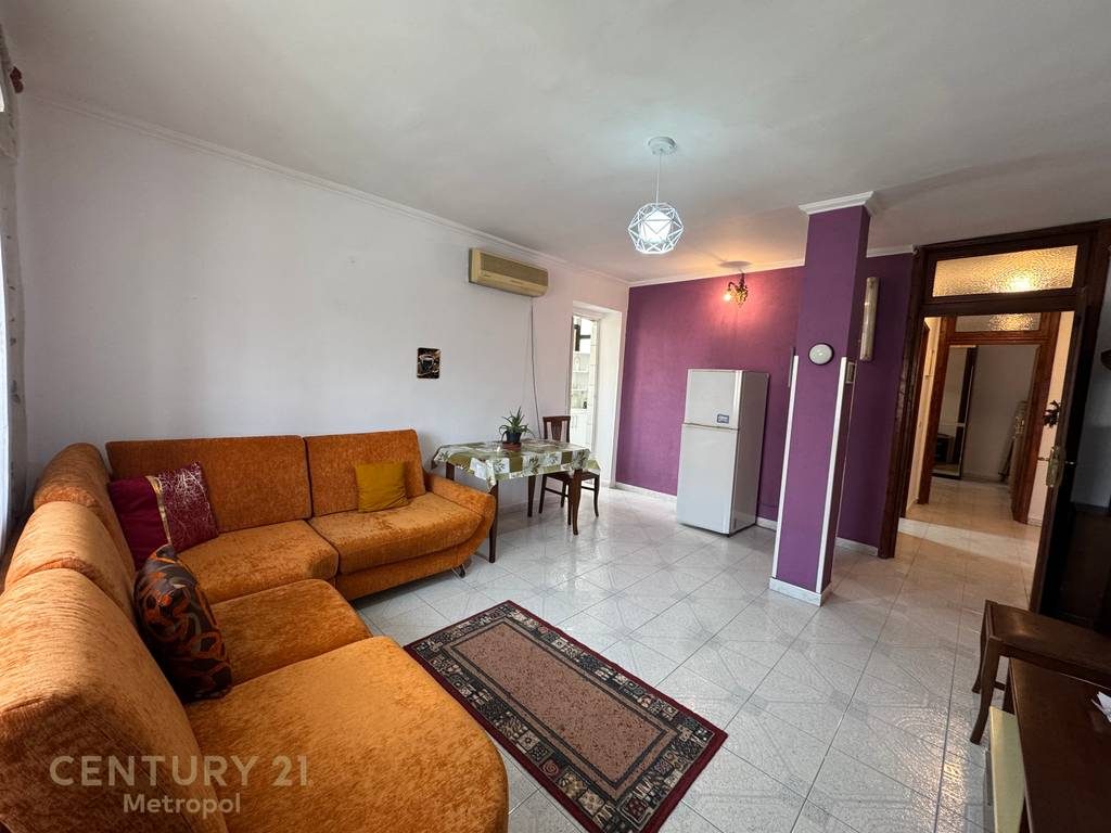 APARTAMENT 1+1 PER QIRA, RRUGA E ELBASANIT!