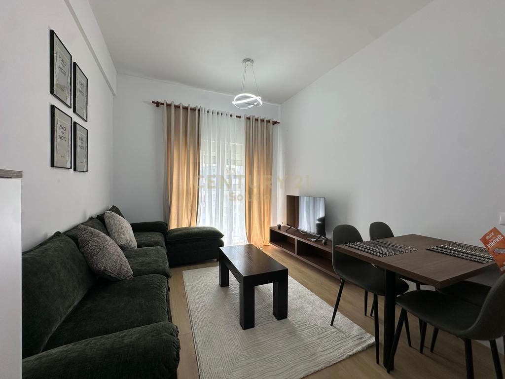 APARTAMENT 1+1 PER QIRA TEK KOMPLEKSI MANGALEM!