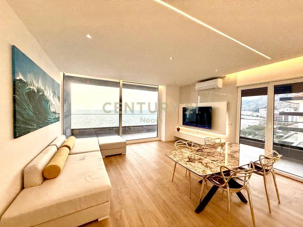 SHITET APARTMENT MODERN 
ME SUPER PAMJE SHENGJIN