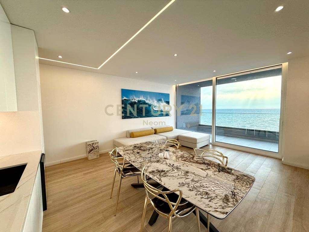 SHITET APARTMENT MODERN 
ME SUPER PAMJE SHENGJIN