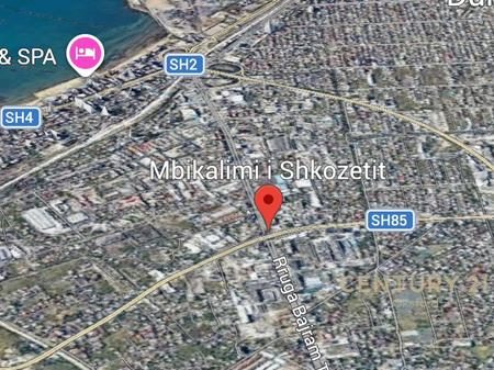 Tokë Truall 793 m² në Shkozet