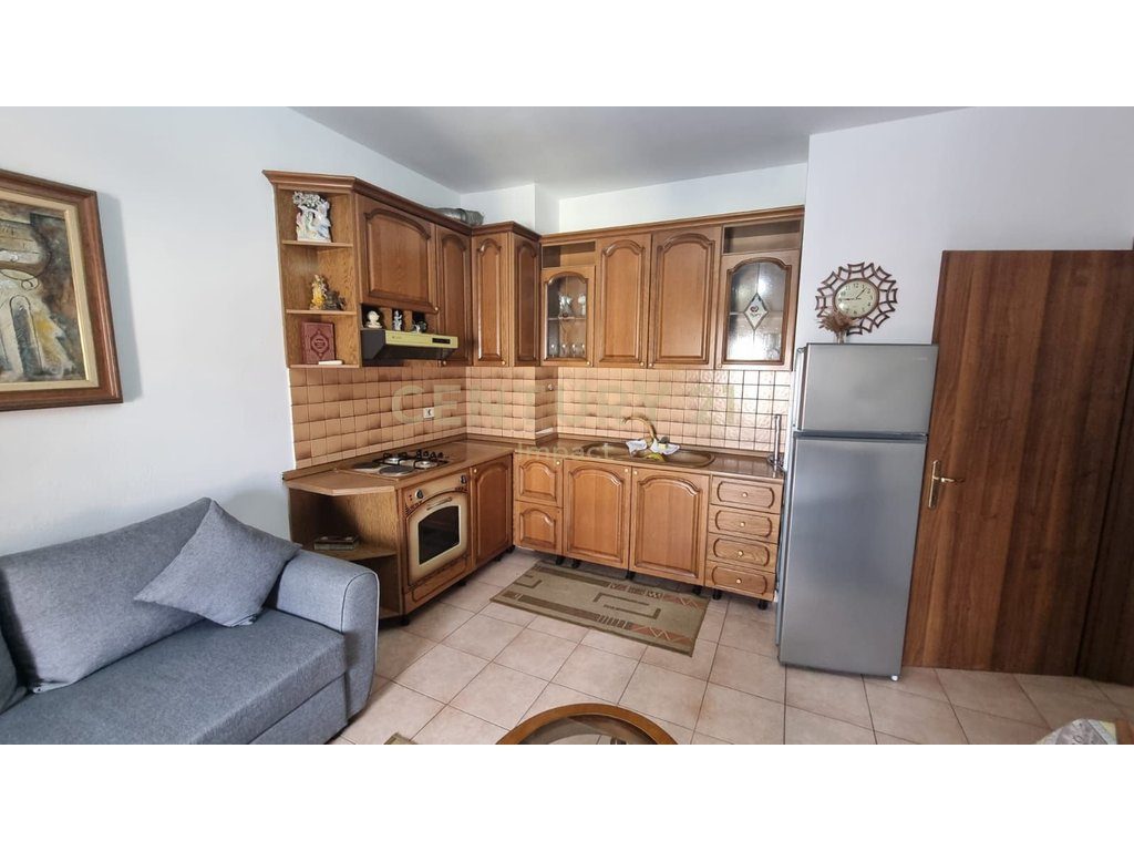 Apartament 1+1 Me Qira në Rruga e Dibrës, Tiranë - 450€ | 60 m²