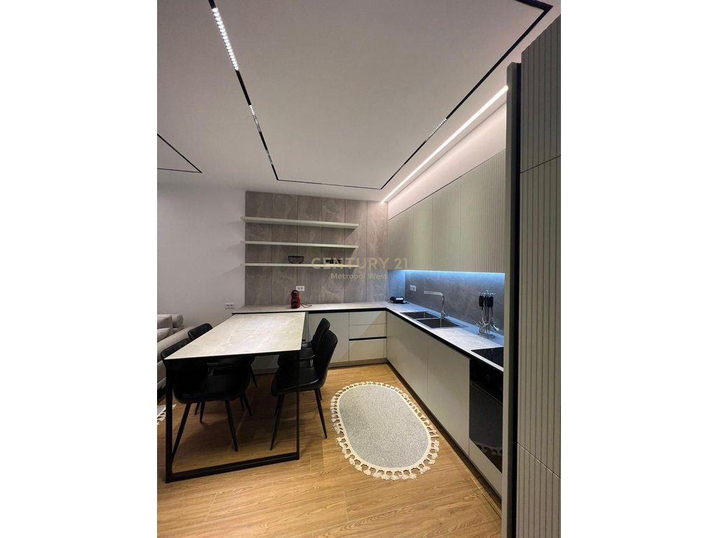 APARTAMENT 1+1 ME QIRA NE PORCELAN !