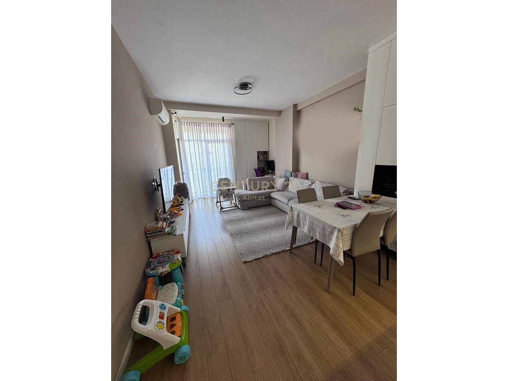 Apartament 2+1 per shitje- Kika 2, Komuna e Parisit