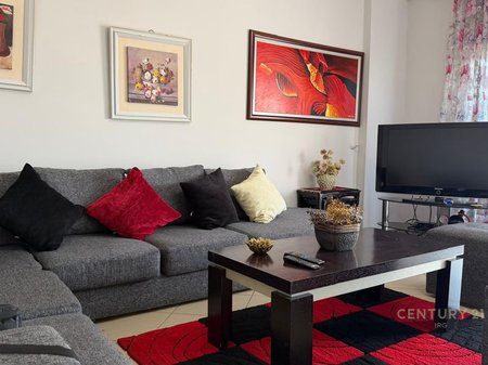 Apartament 1+1 për shitje te Rruga e Dibrës!