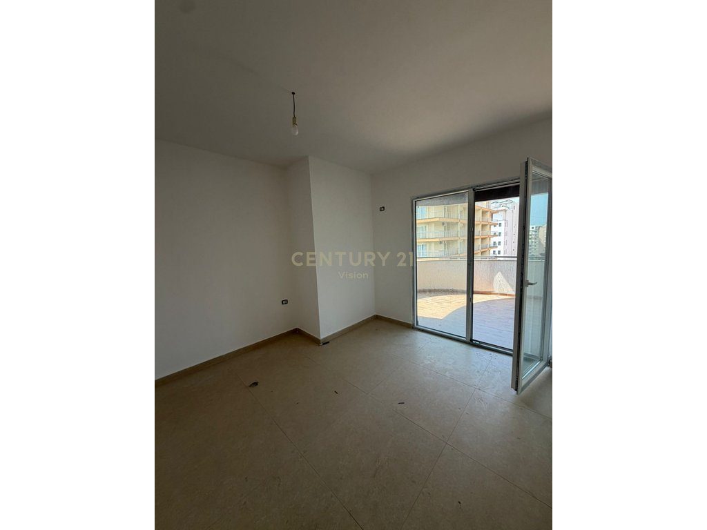 Apartament 1+1 Për Shitje në Qender Shëngjinit - 103,450€ | 79.6 m²