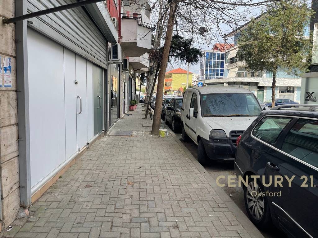Njësi Komerciale  në Shitje – Mundësi Investimi në Zonë të Kërkuar
