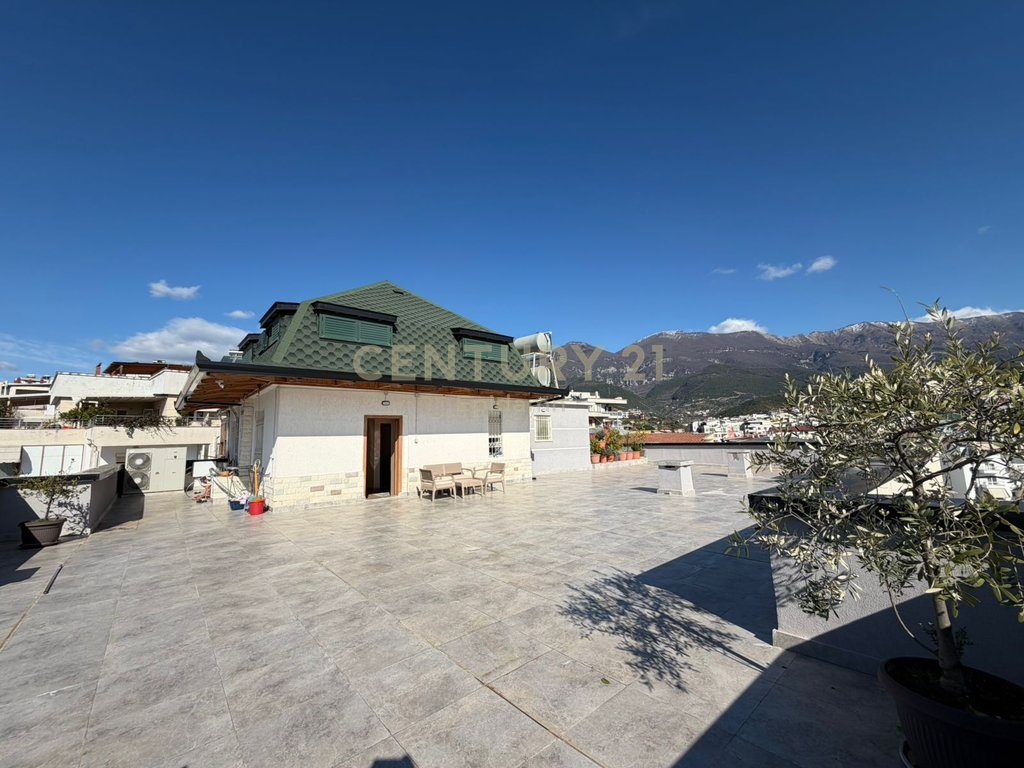 Shitet apartament 3+1+2 – Fresk, Pamje Panoramike e Tiranës