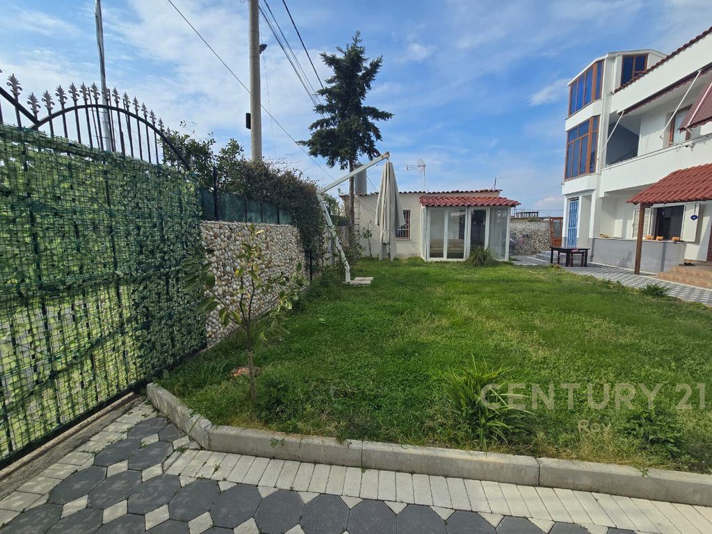 SHITET PRONE ME 2 NJOLLA NDERTIMI NE SPITALLE , DURRES !!!