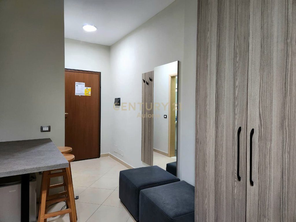 Apartament për Shitje pranë Marina Bay Resort, Lungomare