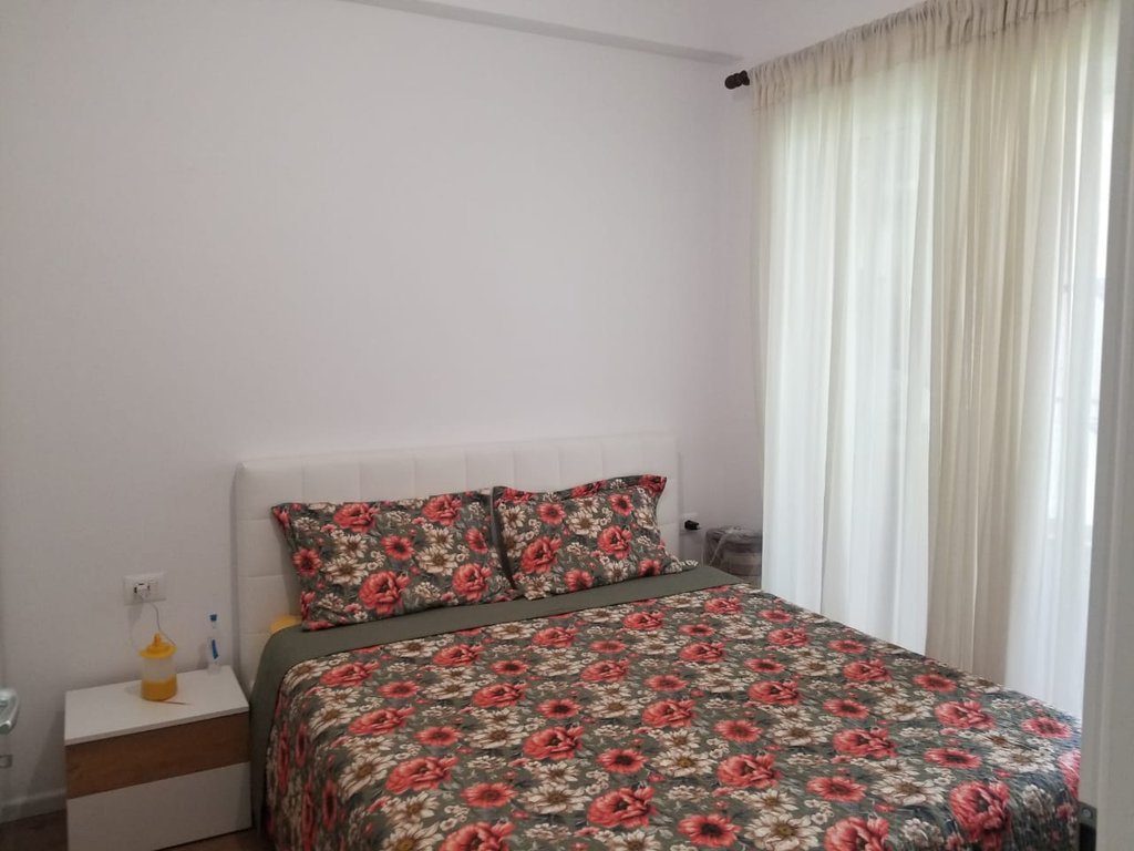 Apartament 1+1 Me Qira në Ali Demi, Tiranë