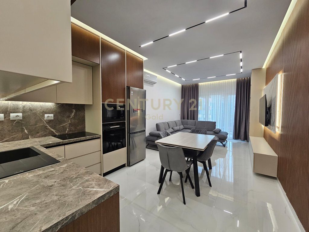JAPIM ME QIRA APARTAMENT 1+1+ POST PARKIMI!