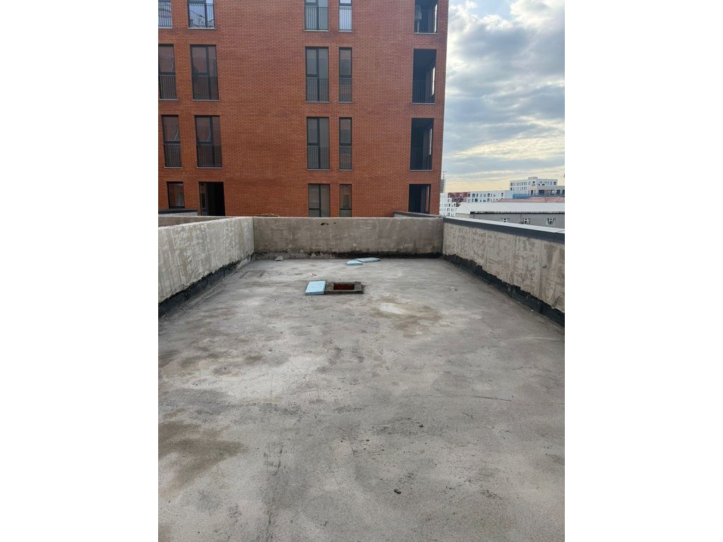 Apartament 1+1+Verandë  Për Shitje tek Rruga Siri Kodra, Tiranë