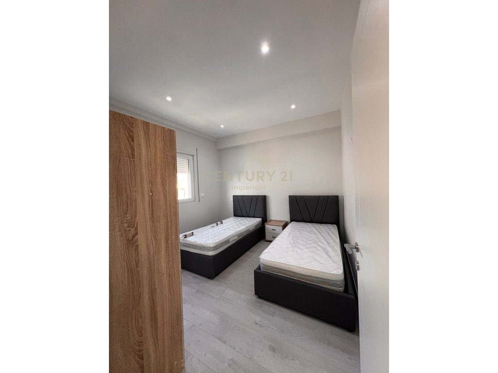 Apartament 2+1 Për Qira në Kodra e Priftit, Tiranë