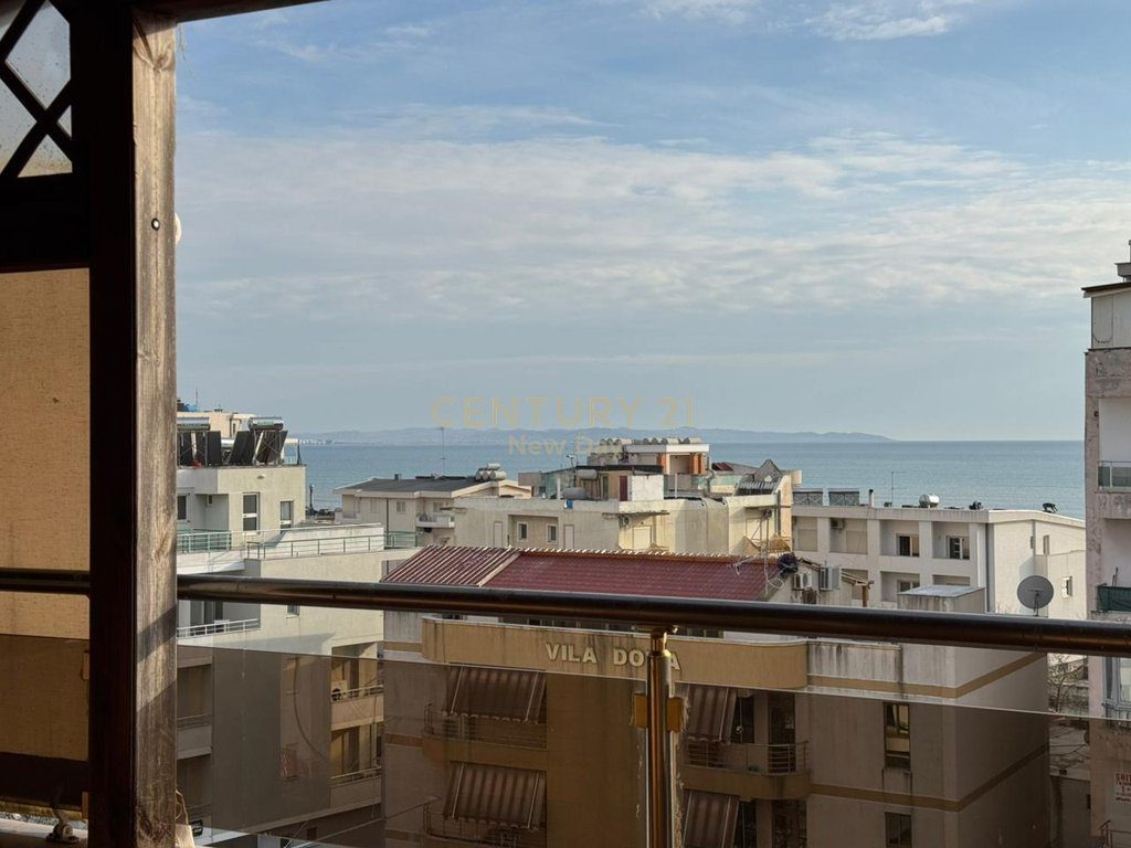 Apartament 2+1+ Verande Për Shitje në Plazh, Durrës - 140000€ | 110 m²