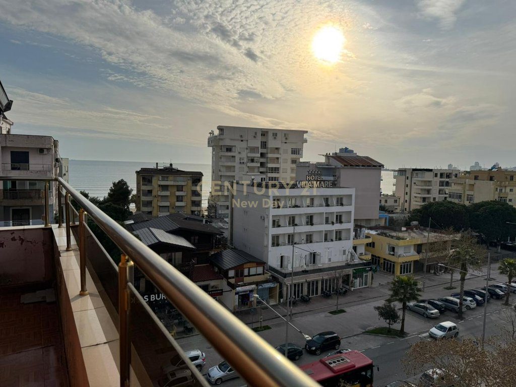 Apartament 2+1+ Verande Për Shitje në Plazh, Durrës - 140000€ | 110 m²