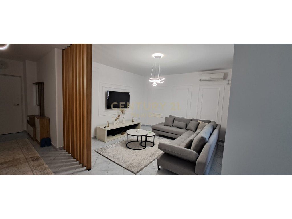 Apartament 2+1 me Qira në Vollga, Durrës - 750.00€ | 117 m²
