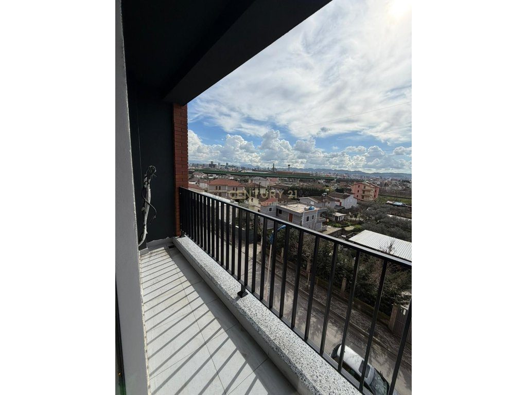 Apartament 1+1 per shitje ne Paskuqan
