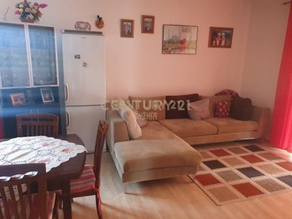 Vilë 3- kateshe  në shitje afër Spitalit Rajonal, Shkodër - | 265 m²