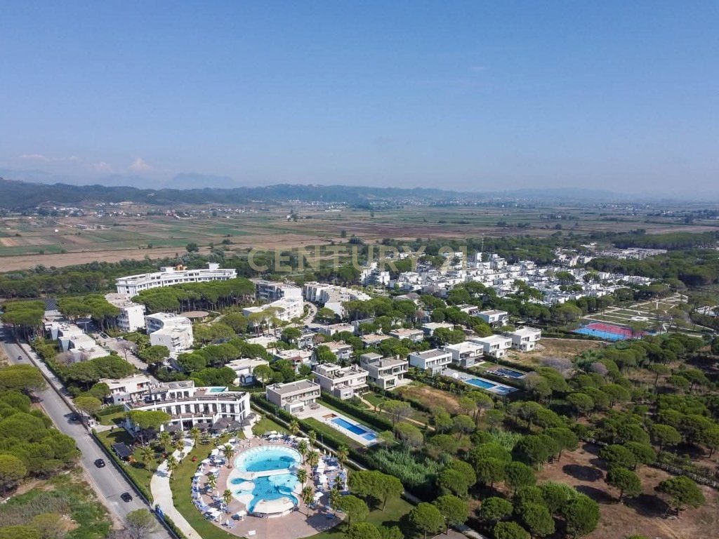 Apartament 3+1 Me Qira në Gjirin e Lalzit, Kompleksi Lura, Durrës  | 100 m²