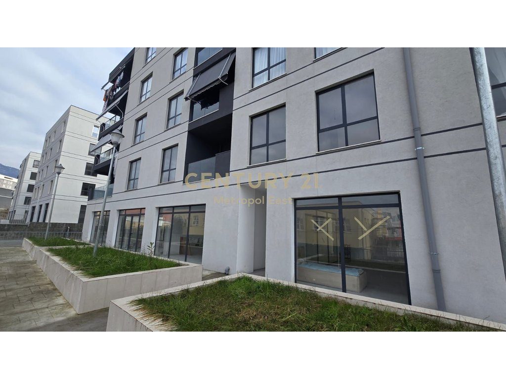 Jepet me Qira Apartament 1+1 në Godinë të Re – Kati 2 | Zona 5 Maji