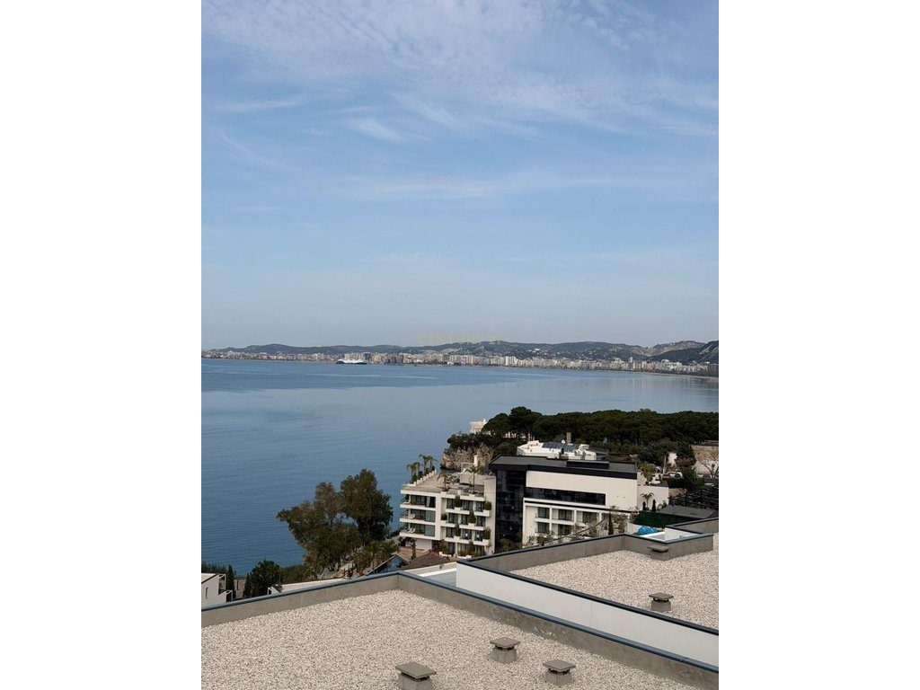 APARTAMENT 1+1 ME PAMJE DET NE SHITJE,VLORE