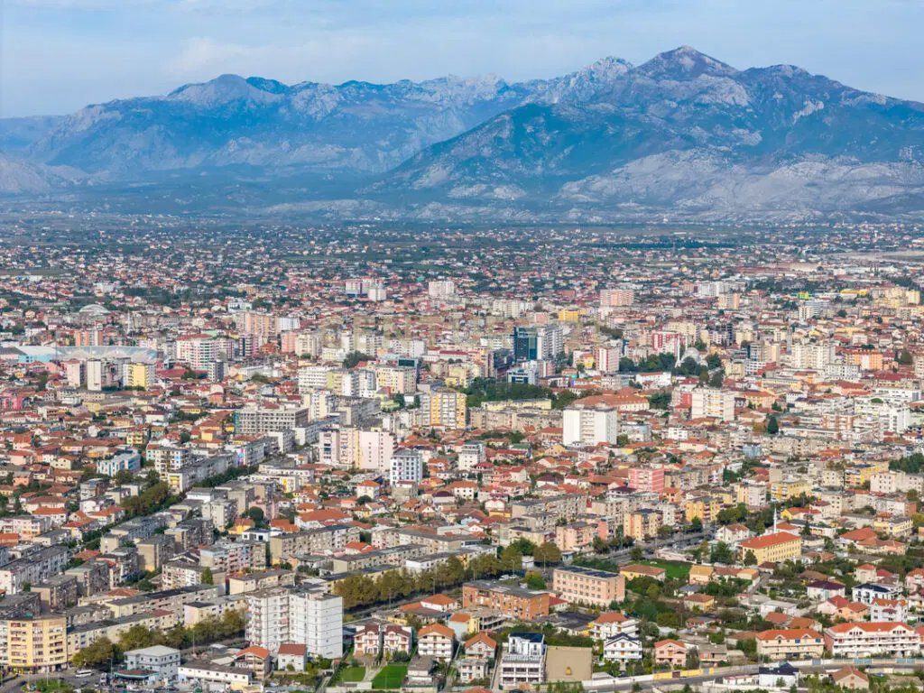 Ambient biznesi per Shitje afër Sahatit , Shkodër  | 36 m²