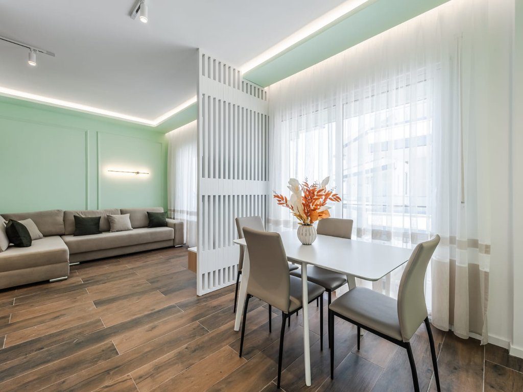SHITET APARTAMENT 1+1 ME PAMJE NE DET,NE UJIN E FTOHTE!