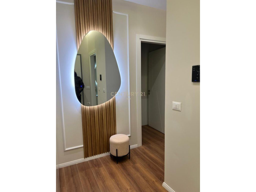 APARTAMENT 1+1 ME QIRA TEK KOMPLEKSI ERLI .