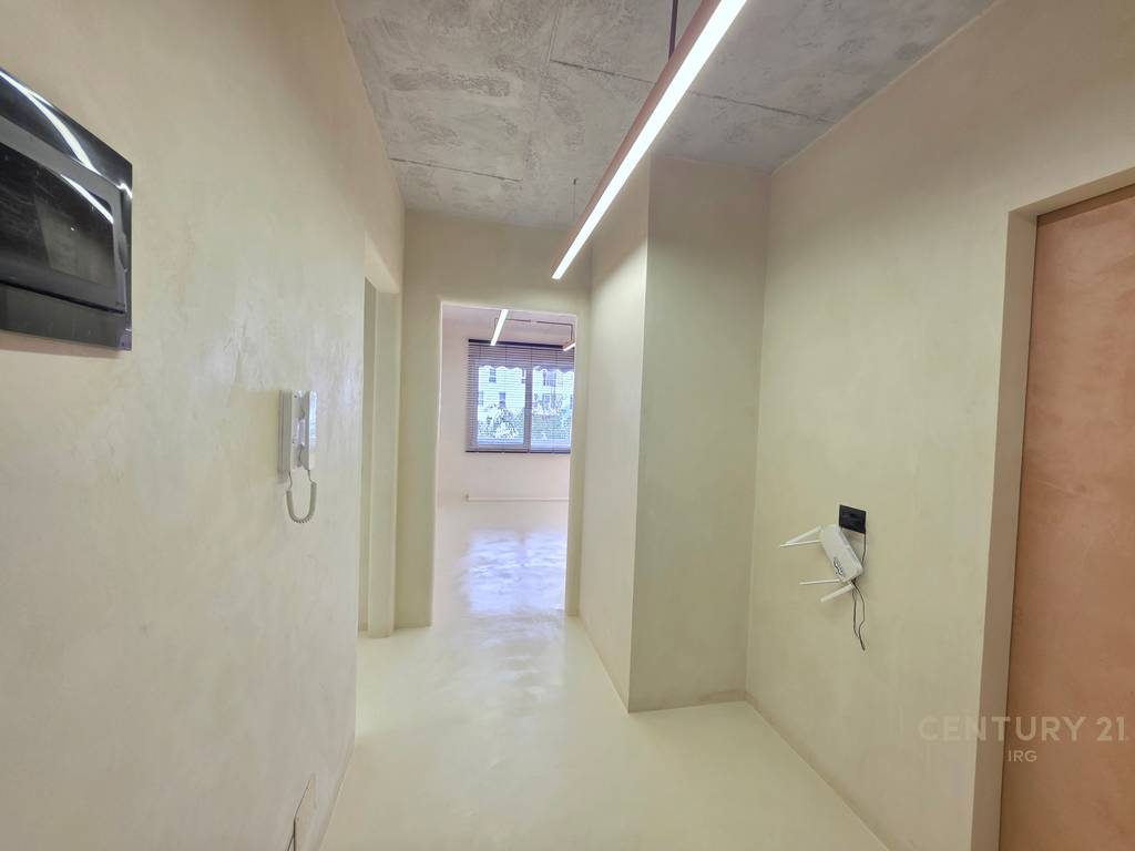 📍 Niku Construction – Komuna e Parisit
💎 Ambient për Qira
📐 66 m²