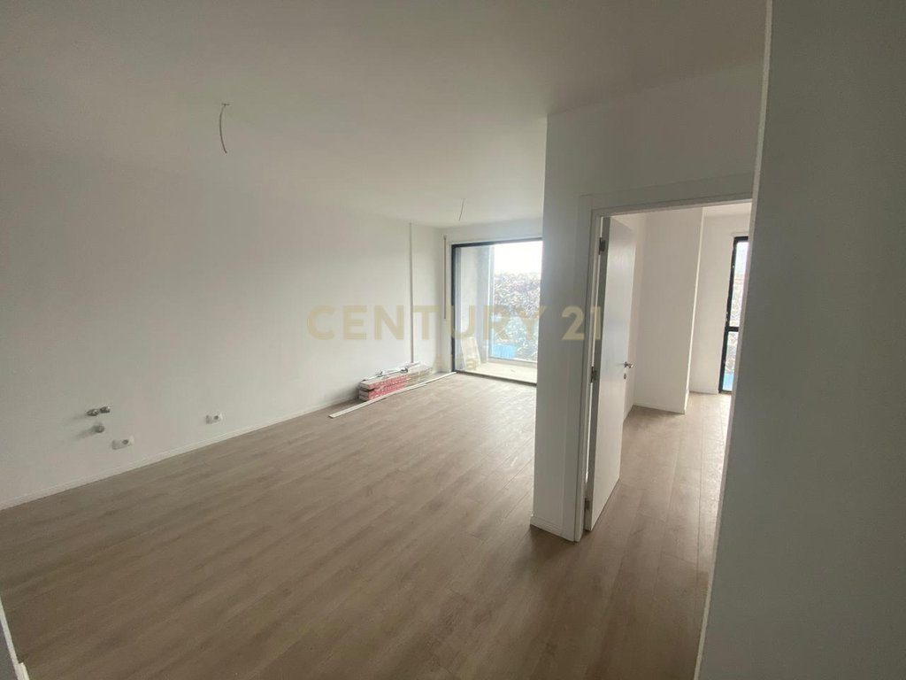 Apartament 1+1 me shitje  , Akses Tirana .