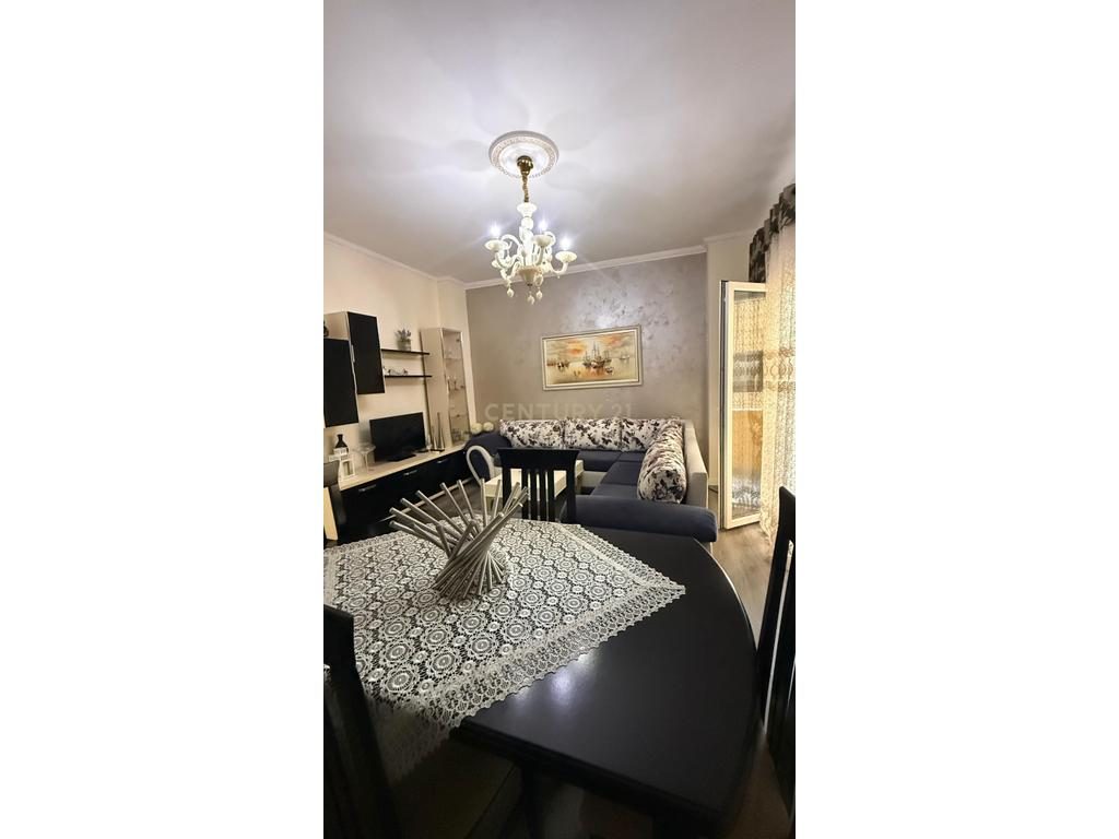 Apartament 1+1 Me Qira në Plazh Rrota e Kuqe, Durrës - 350€