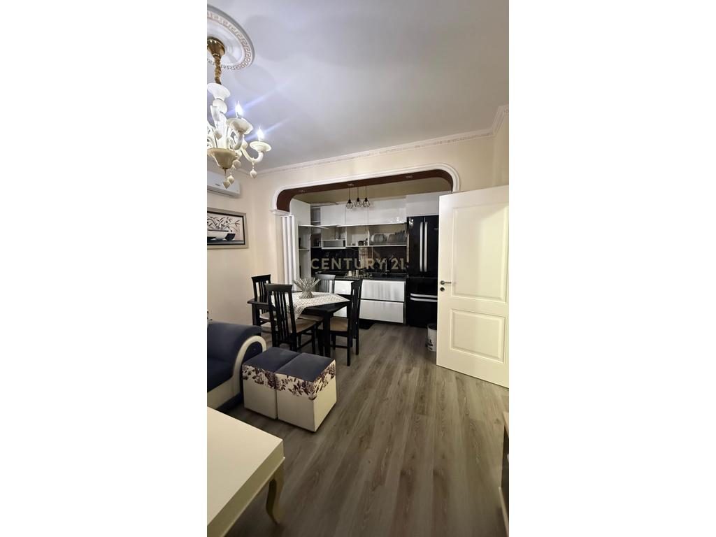 Apartament 1+1 Me Qira në Plazh Rrota e Kuqe, Durrës - 350€