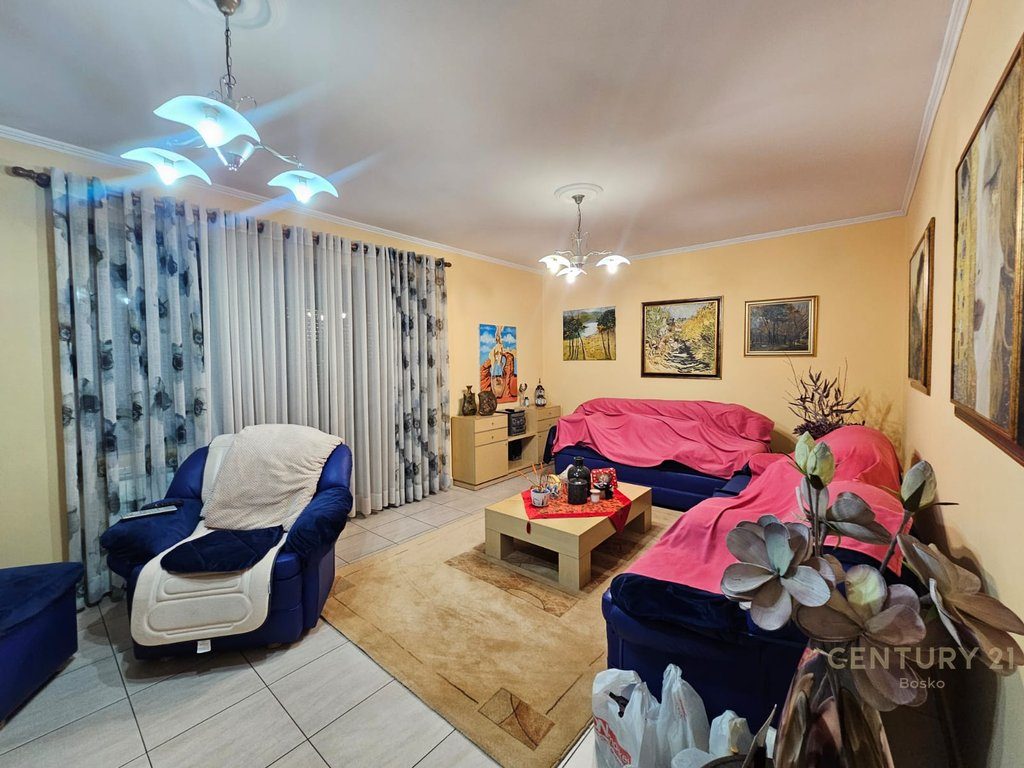 Apartament 3+2 Për Shitje në Don Bosco, Tiranë!!