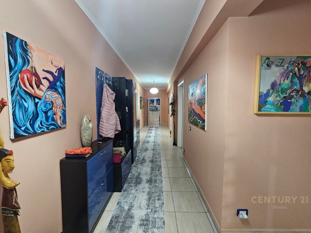 Apartament 3+2 Për Shitje në Don Bosco, Tiranë!!