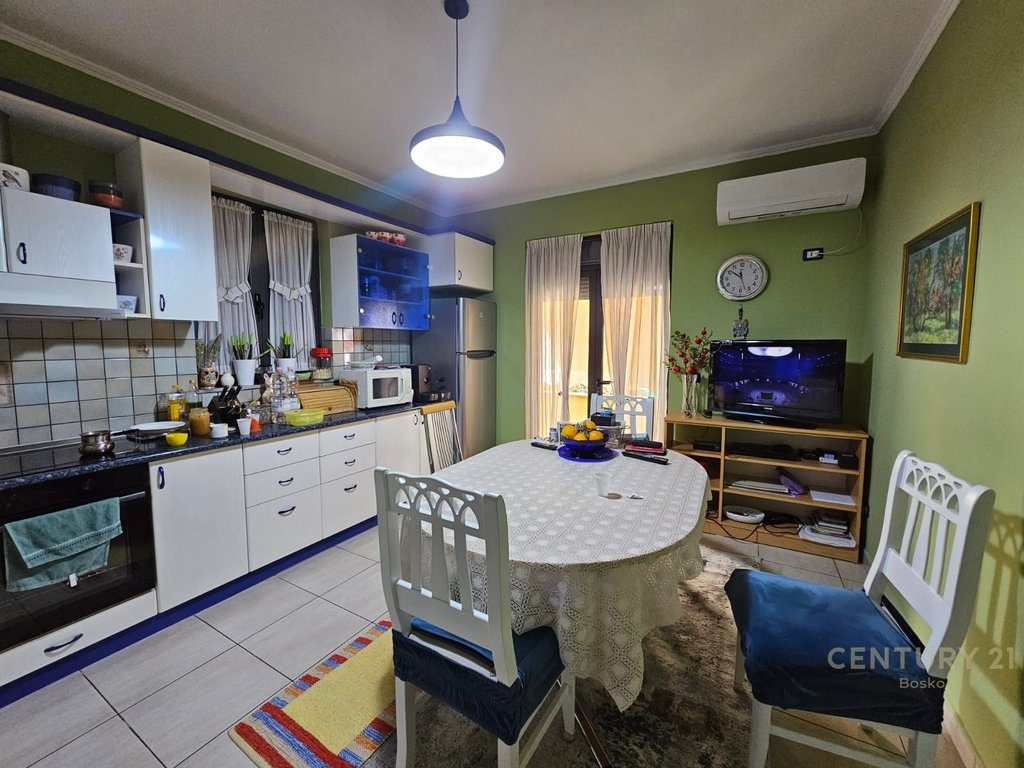 Apartament 3+2 Për Shitje në Don Bosco, Tiranë!!