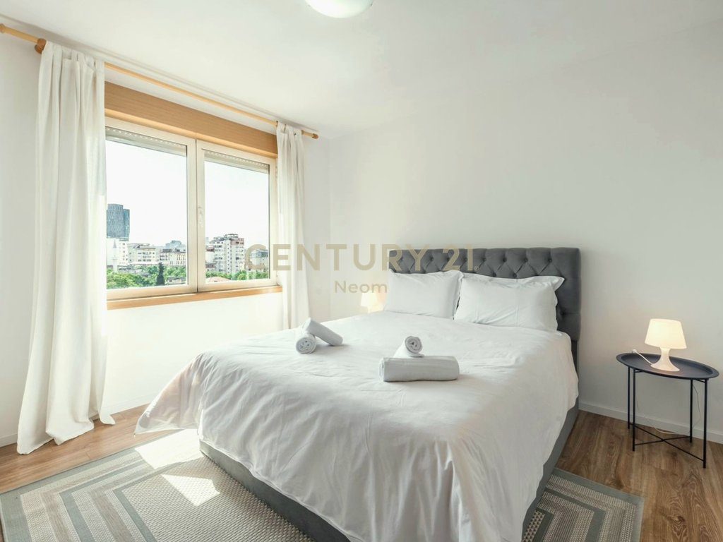 APARTAMENT 2+1 PËR QIRA – RRUGA E BOGDANËVE