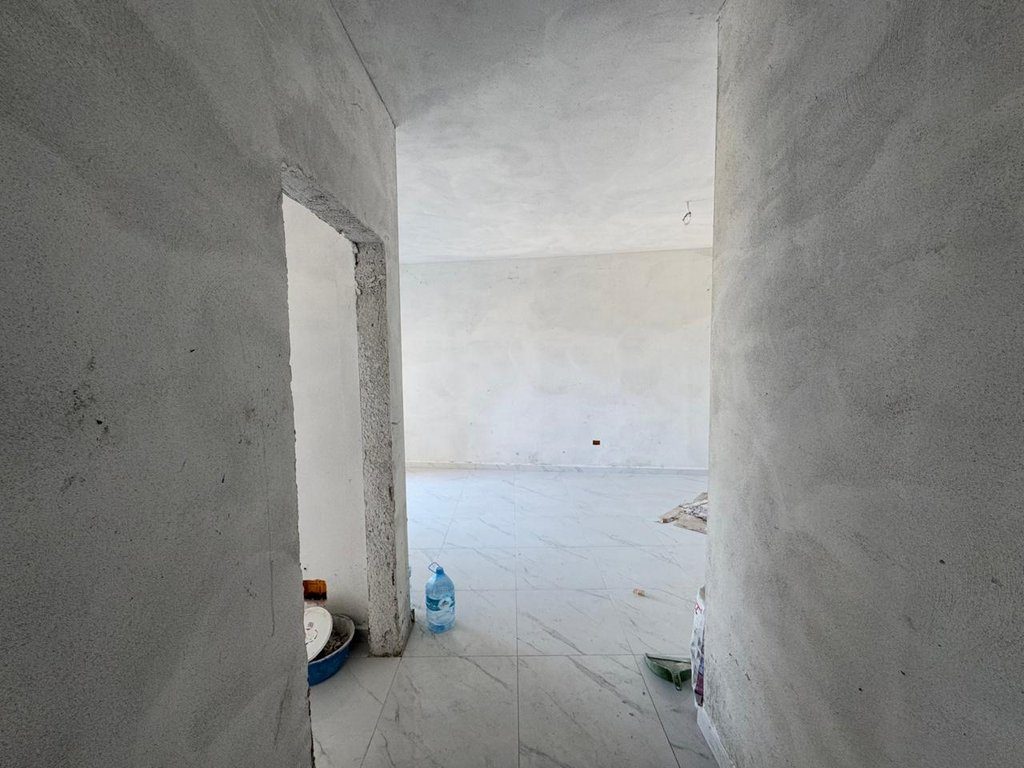 SHITET APARTAMENT 1+1 ,ME PAMJE NE DET,NE QENDER TE ORIKUMIT!