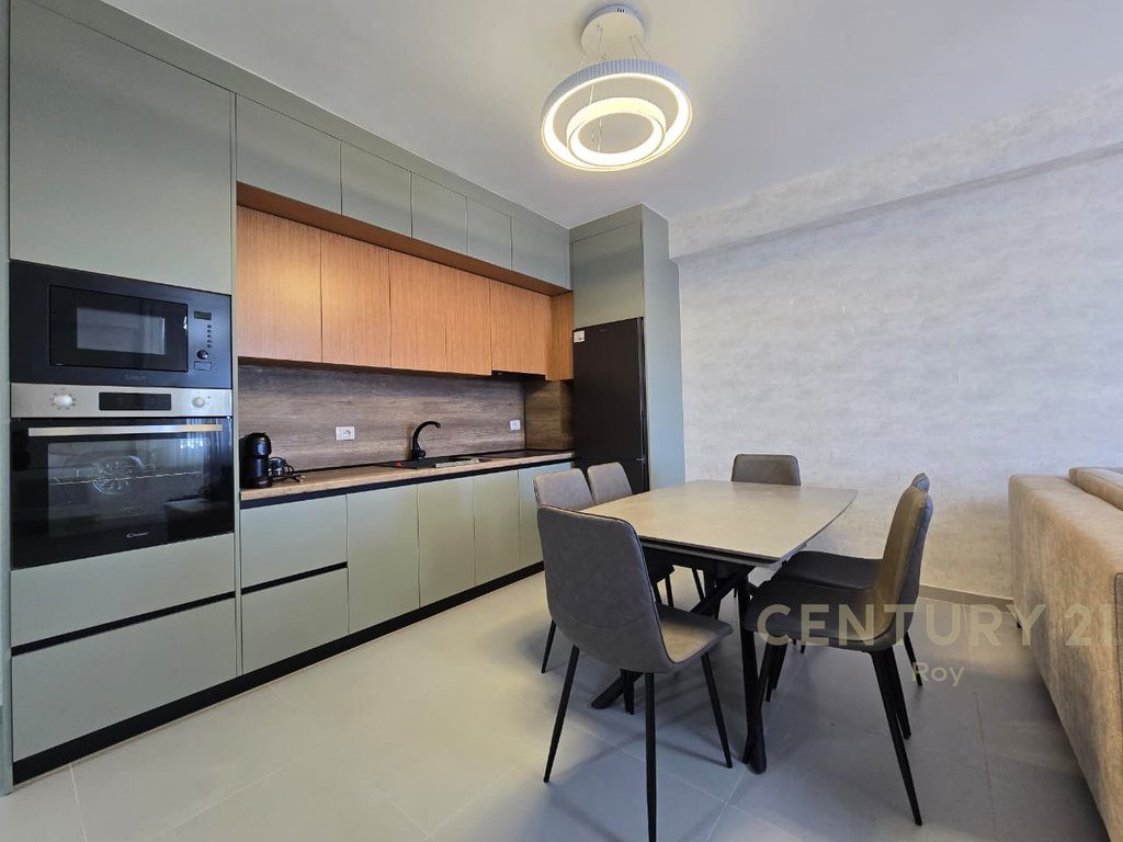SHITET APARTAMENT 2+1+2 ME PAMJE DETI NE GOLEM!!!