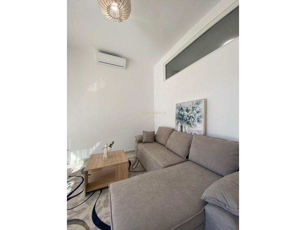 Apartament Per Qira Kompleksi Rafaelo, Fresk