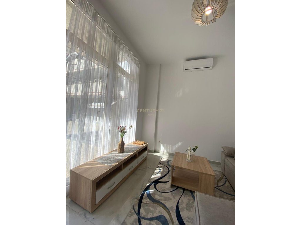 Apartament Per Qira Kompleksi Rafaelo, Fresk