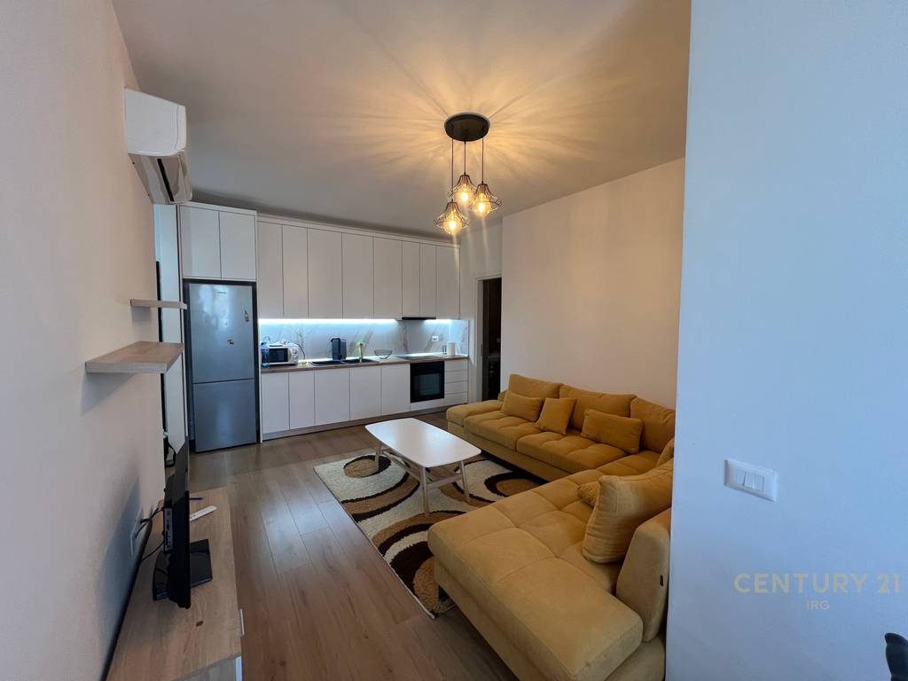 Apartament  2+1+2 me qera tek Grand Galeri!