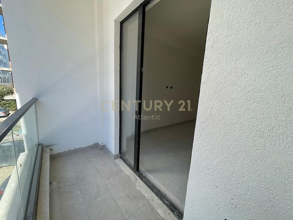NDERTIM I RI! SHITET APARTAMENT 1+1 NE MALIN E ROBIT!