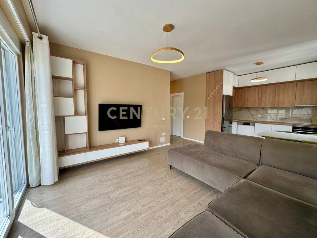 LIQENI I THATE,SHESIM APARTAMENT 2+1+2 NE KOMPLEKSIN FZ!