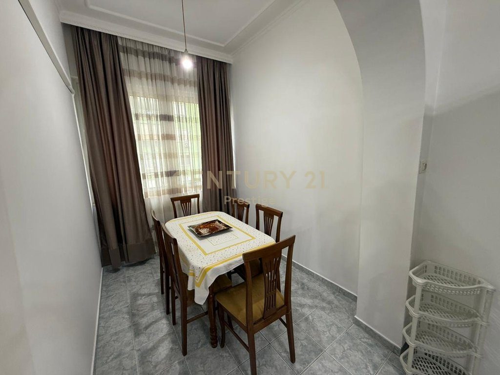 APARTAMENT 2+1 ME QIRA ISH-BLLOKU, TIRANE!