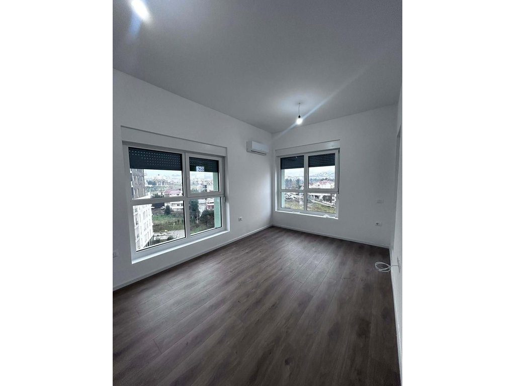 Apartament 1+1 Me Qira në Ali Demi, Tiranë